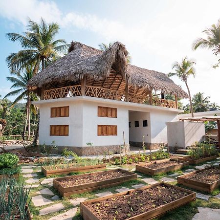Leisy'S Garden Hostel & Rooms Samana Exterior foto